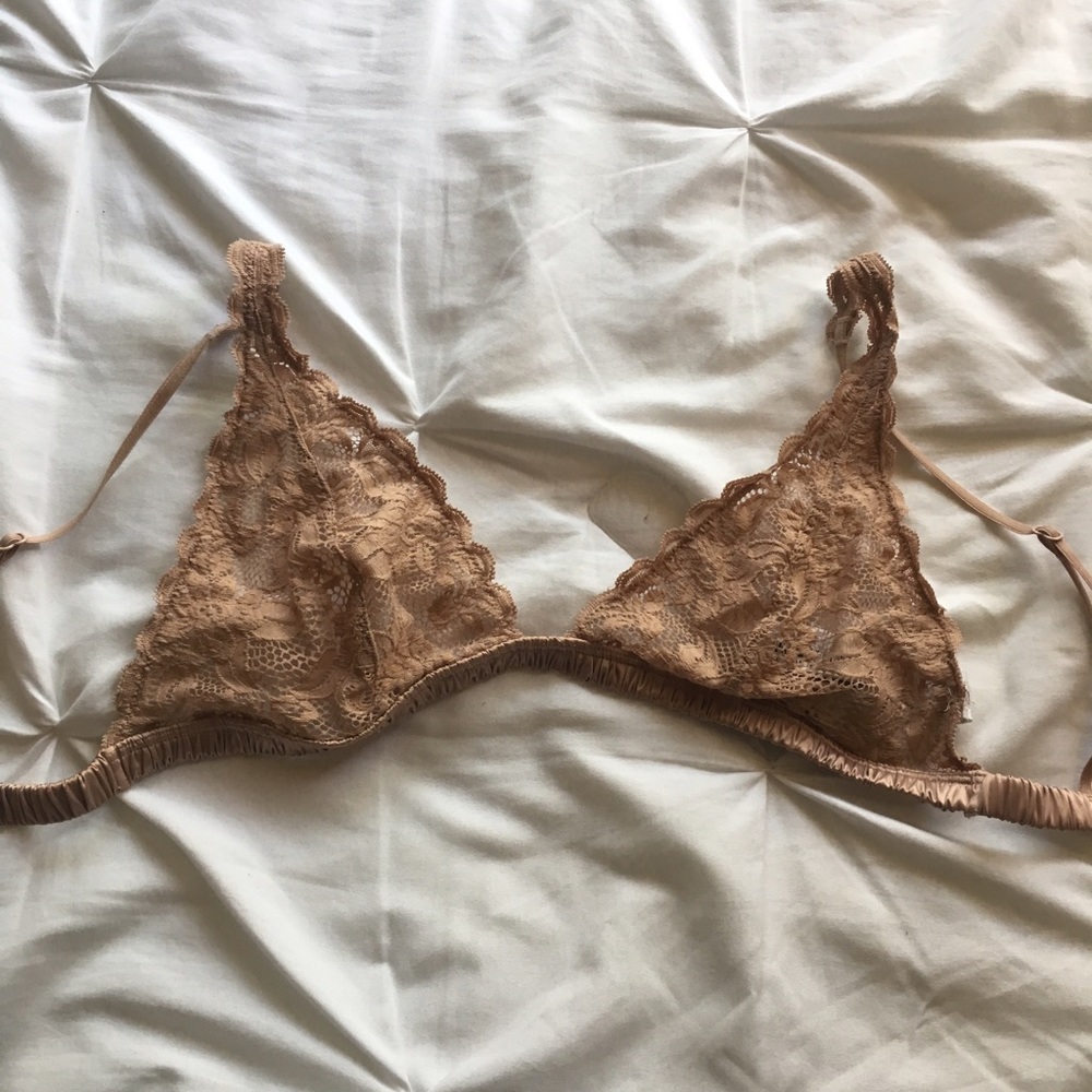 Nude lace Bralette