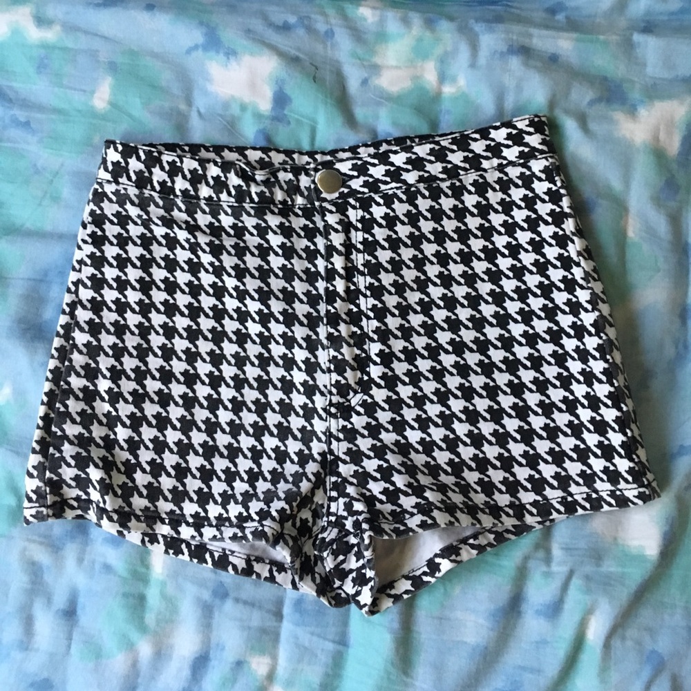 black and white high waisted shorts