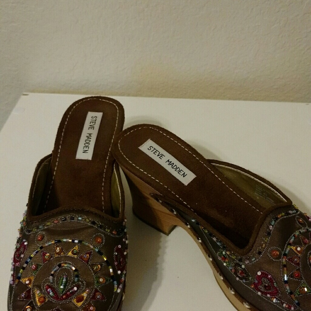 Steve Madden Clogs
