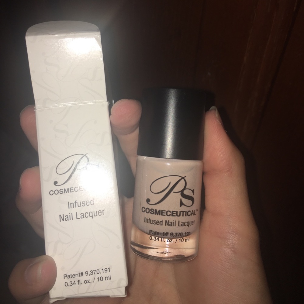 Nude nail polish
