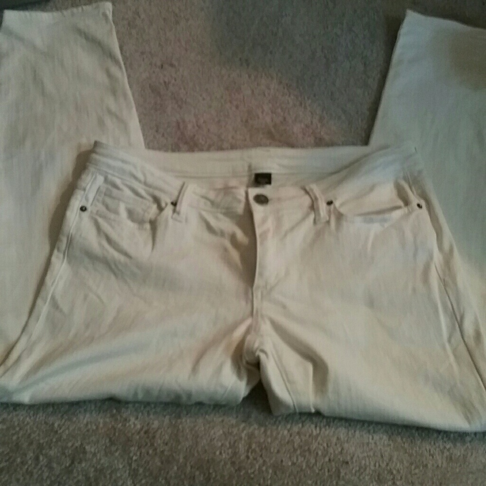 VS pencil jeans off white EUC