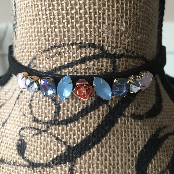 Jewelry - Multi colored stones on thin black velvet choker