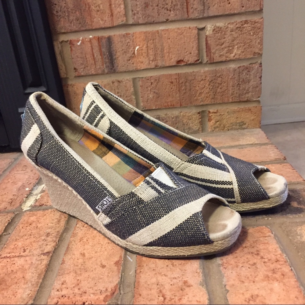 TOMS Wedges