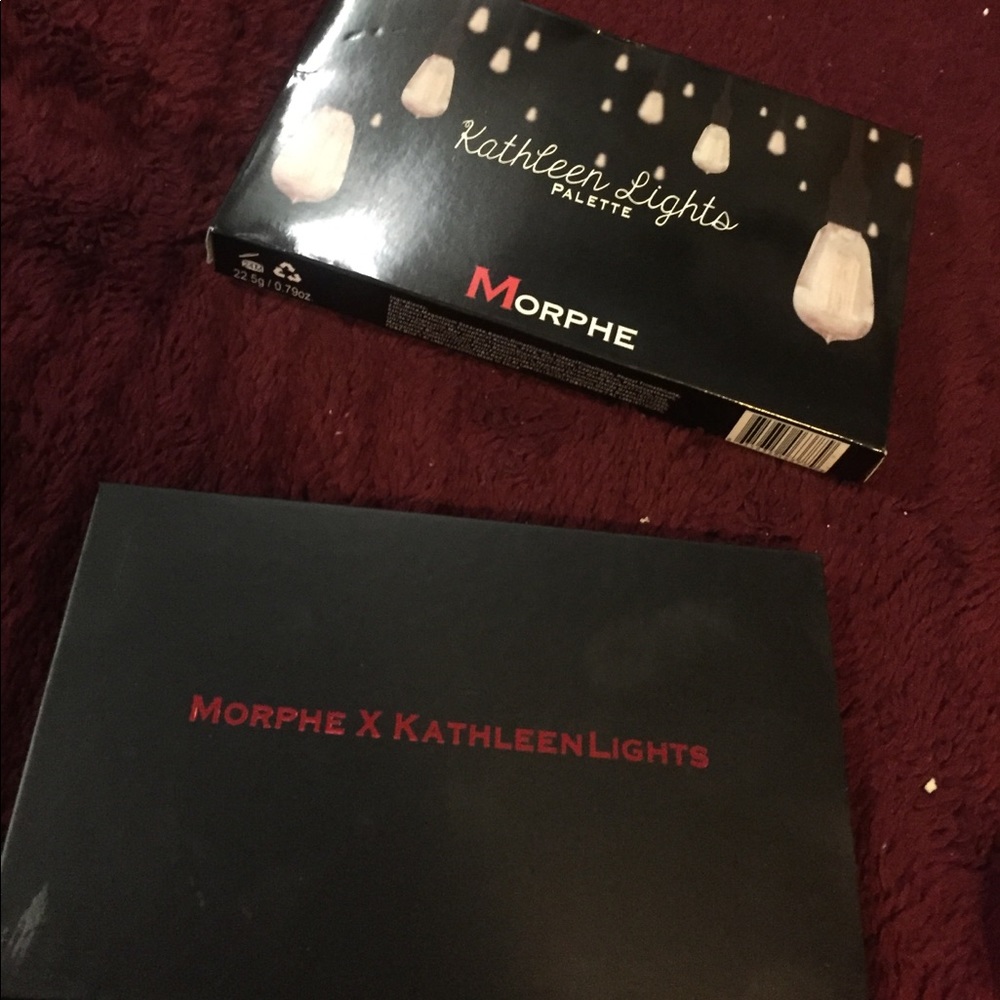 Makeup don't use it and need the money