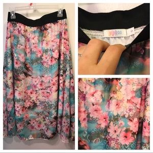 LuLaRoe Floral Lola Size Small