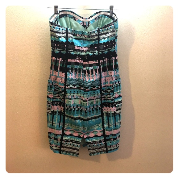 Aztec patterned mini dress - Picture 2 of 4