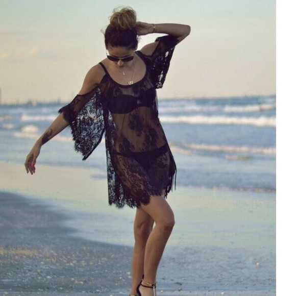 5⭐️ Boho chic🌴LACE batwing cold shoulder cover up - Picture 3 of 6