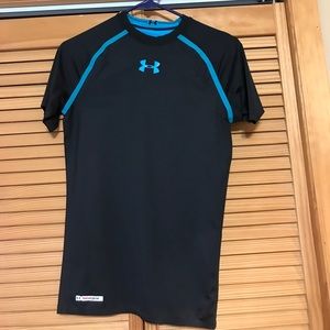 Under Armour  compression shirt fitted