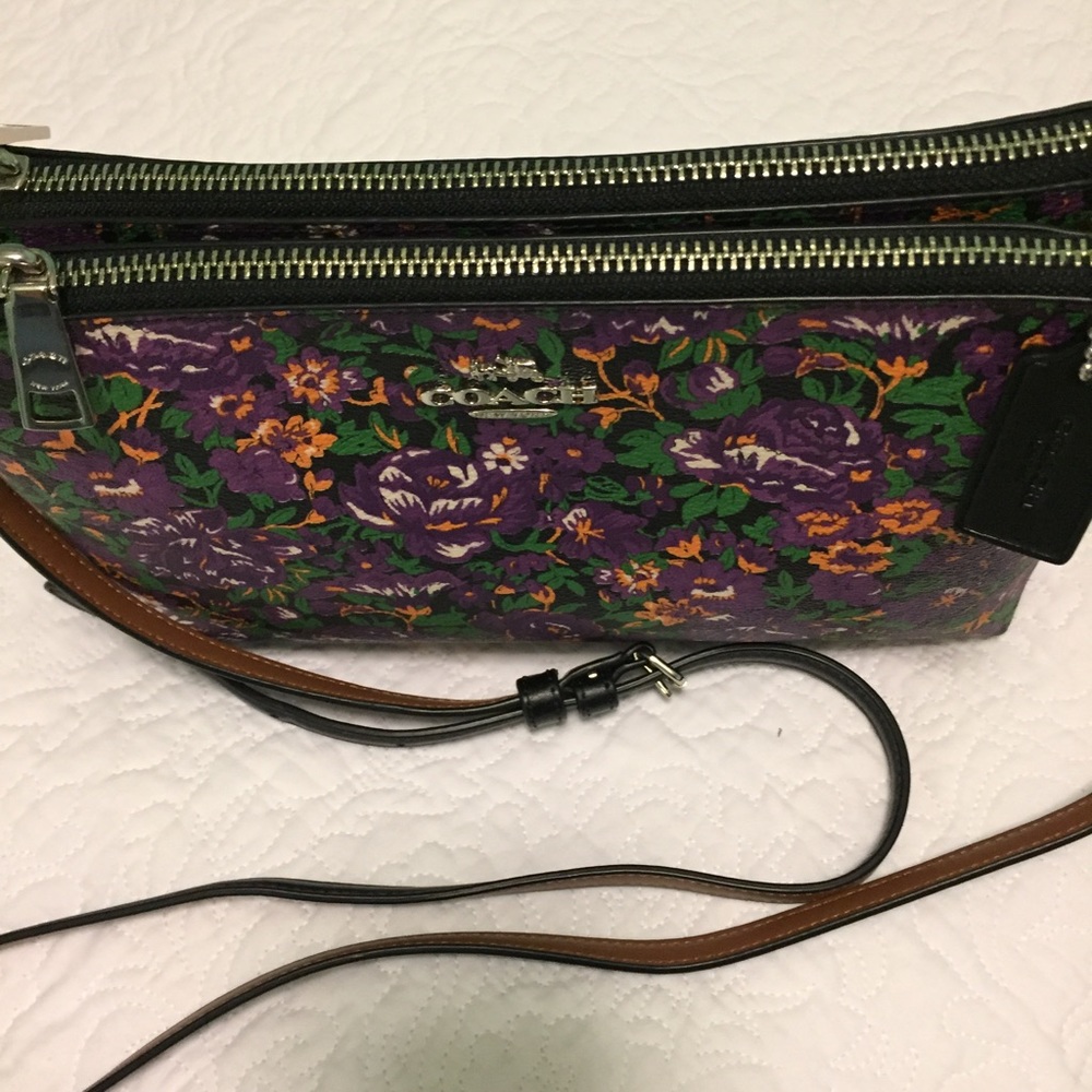 NWT Coach Rose Mdw Flrl Lyla Cross Body - Picture 2 of 4