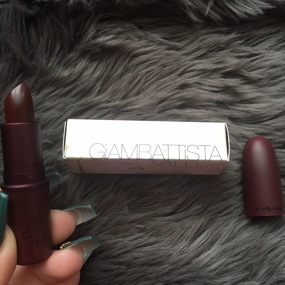 Mac Giambattista Valli collection "Eugenie"