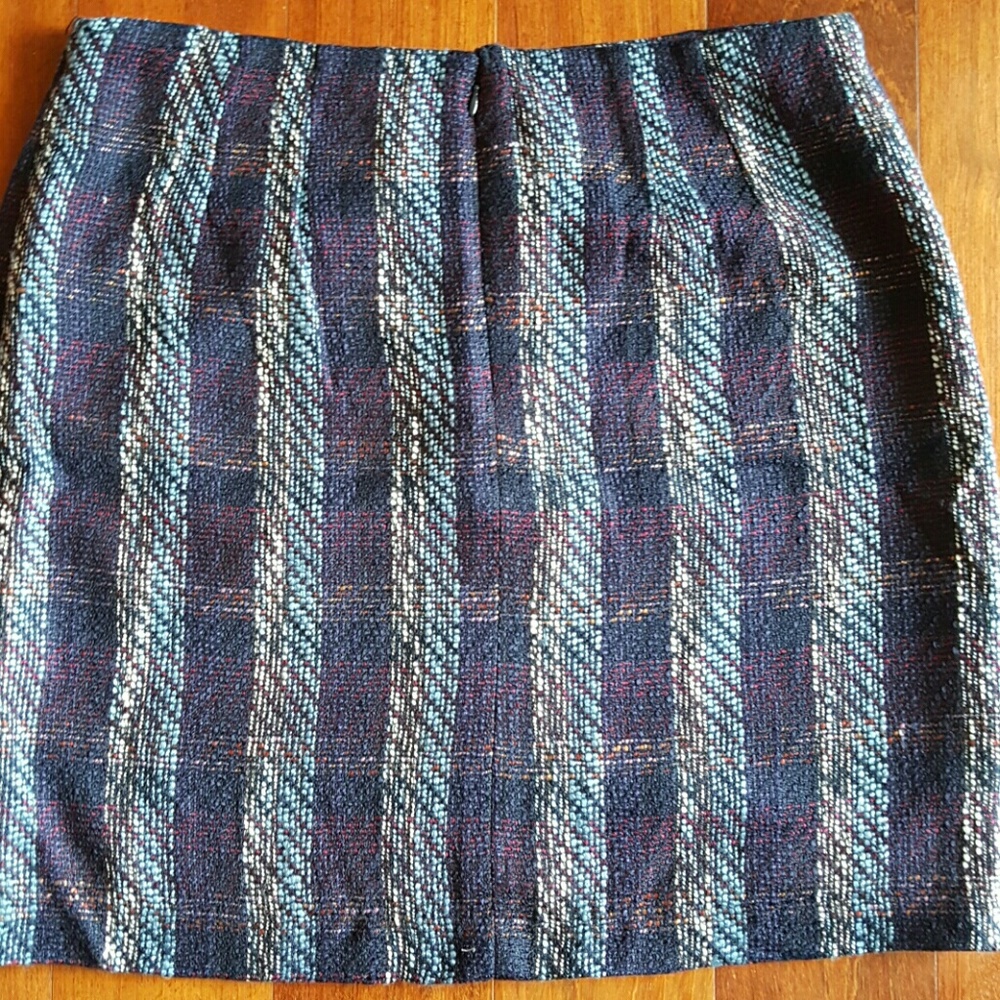 + Loft tweed pencil skirt - Picture 3 of 5