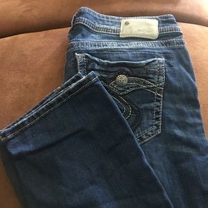 Silver Aiko Super Stretch Capris size 30