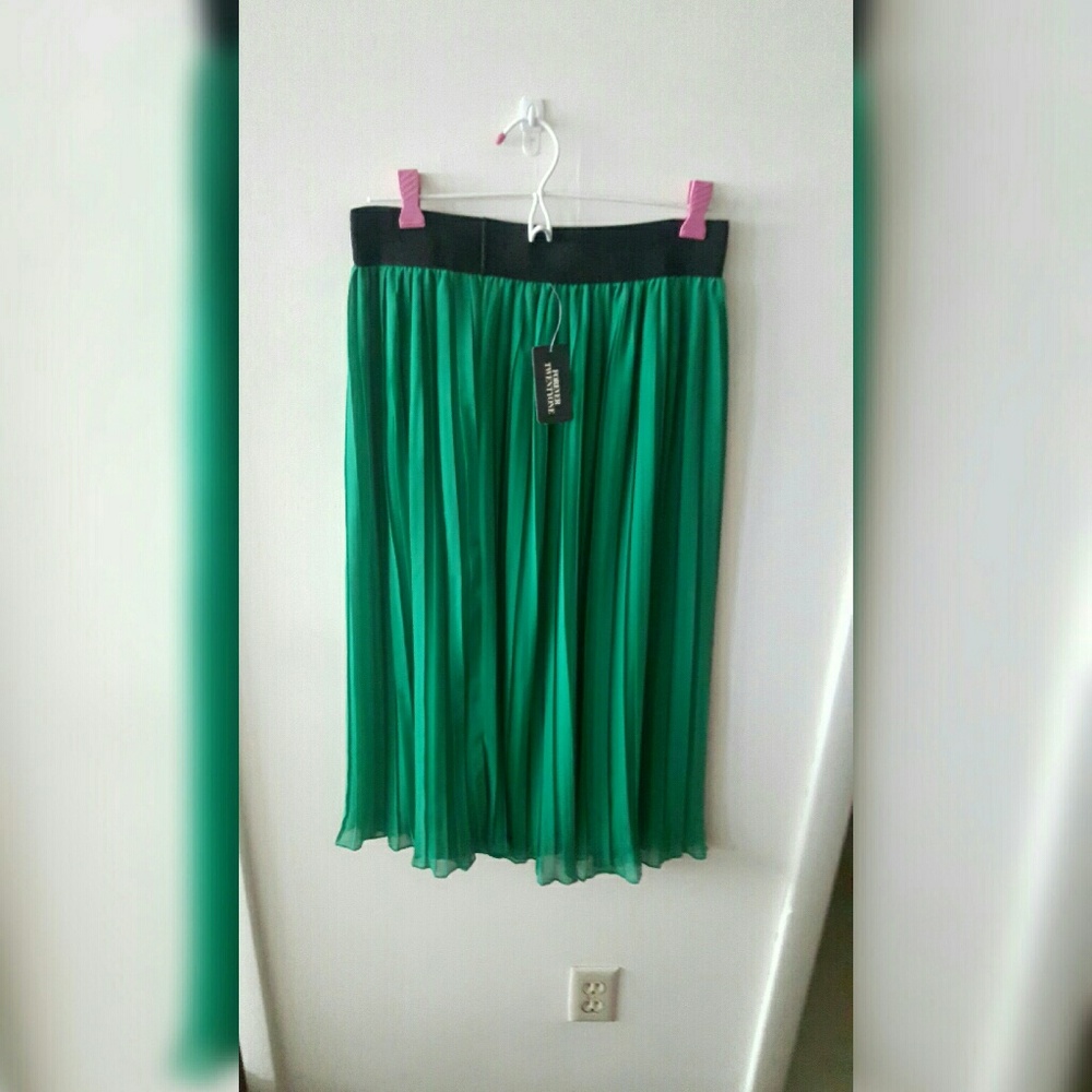Flowy High waisted A-line Skirt