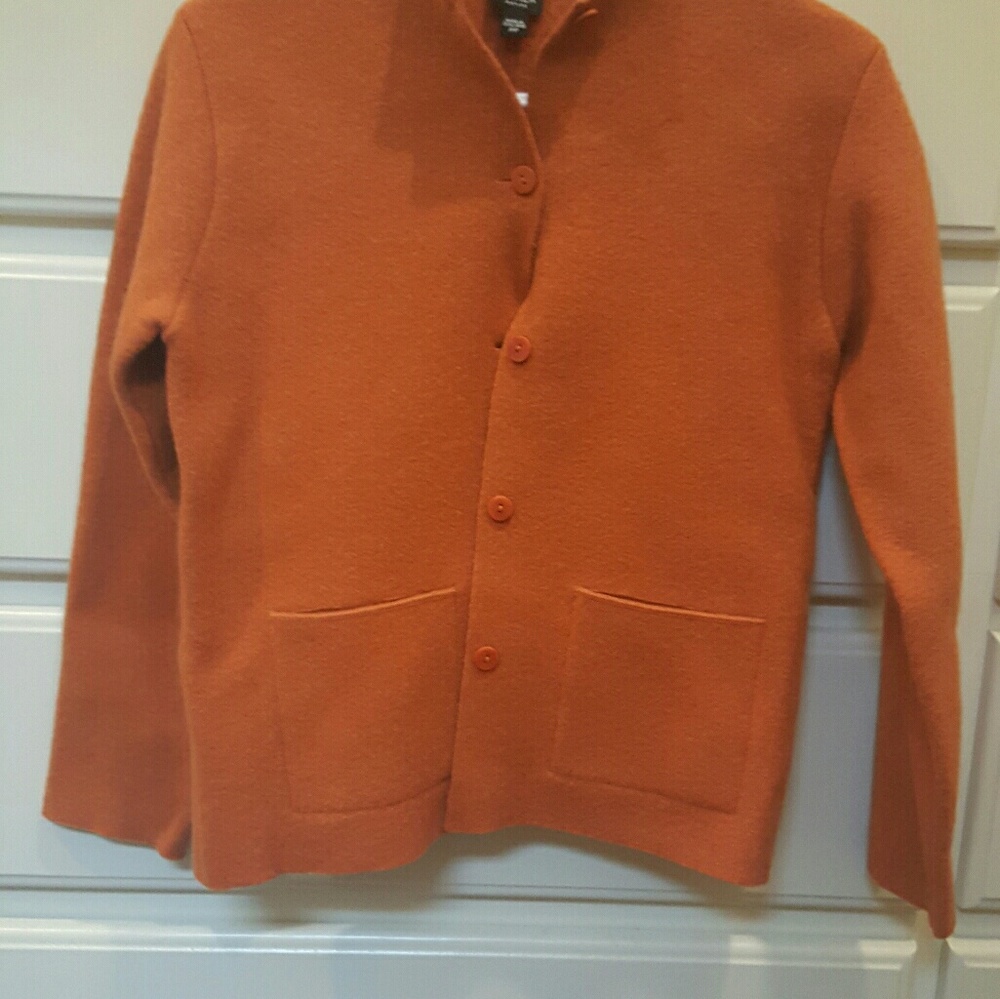 Sold - Picture 6 of 8