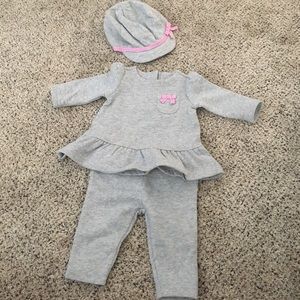 NWOT Gymboree 0-3 month set