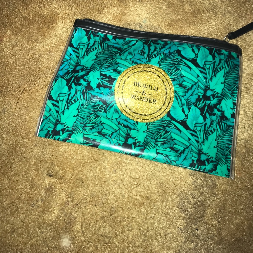 Mini makeup bag