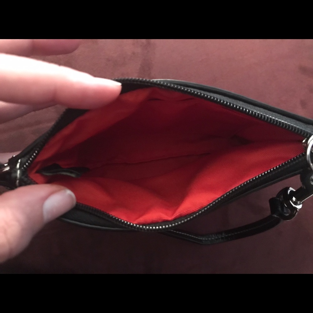 Coach wristlet - Picture 3 of 4