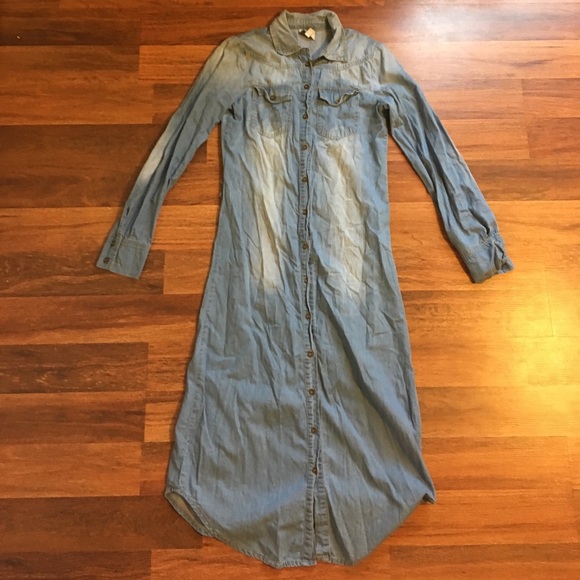 Button Down Chambray Midi Dress - Picture 1 of 2