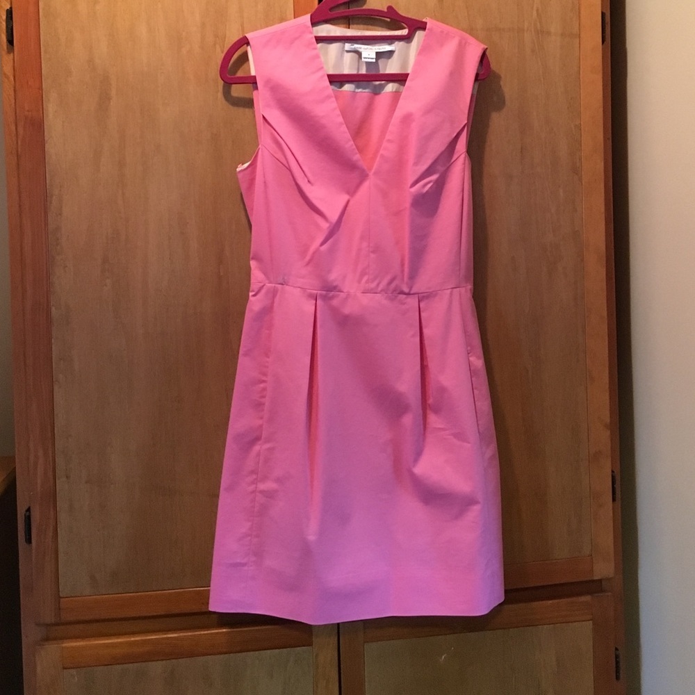 DVF spring dress , sleeveless with pockets