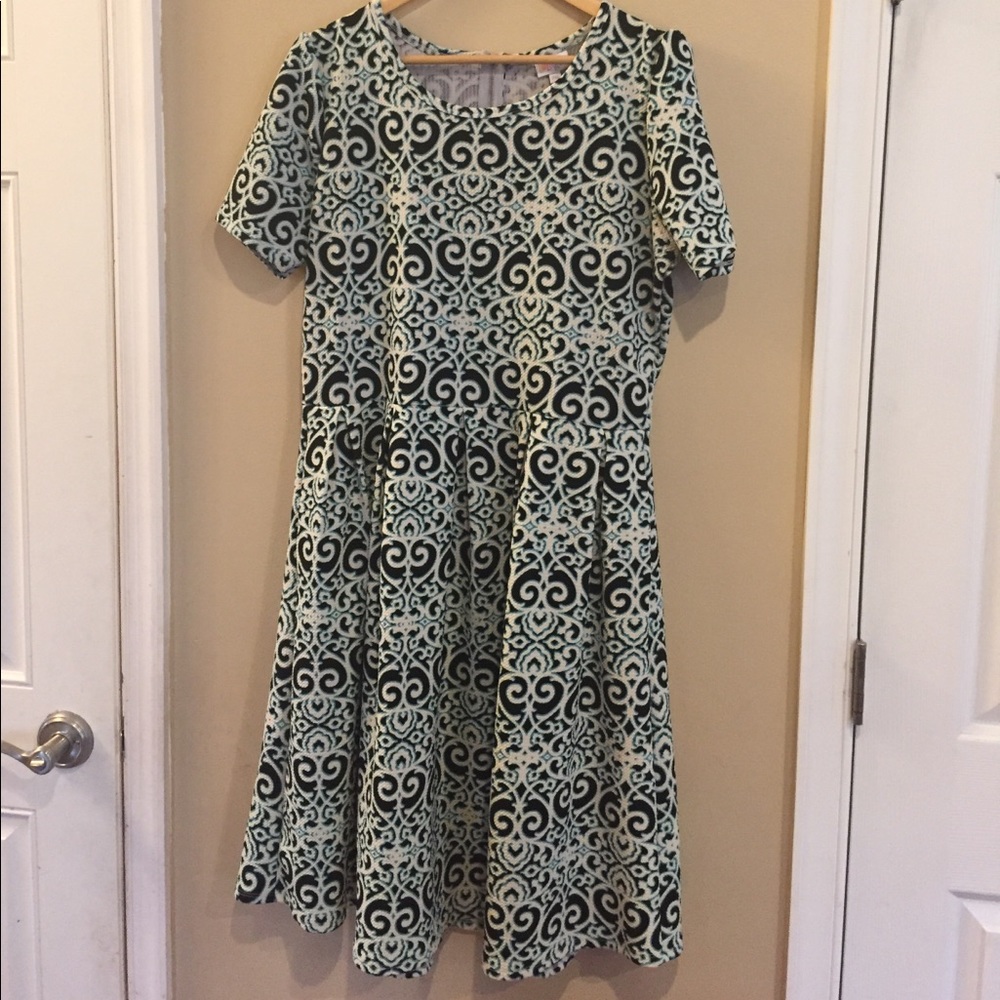 Lularoe Amelia Dress