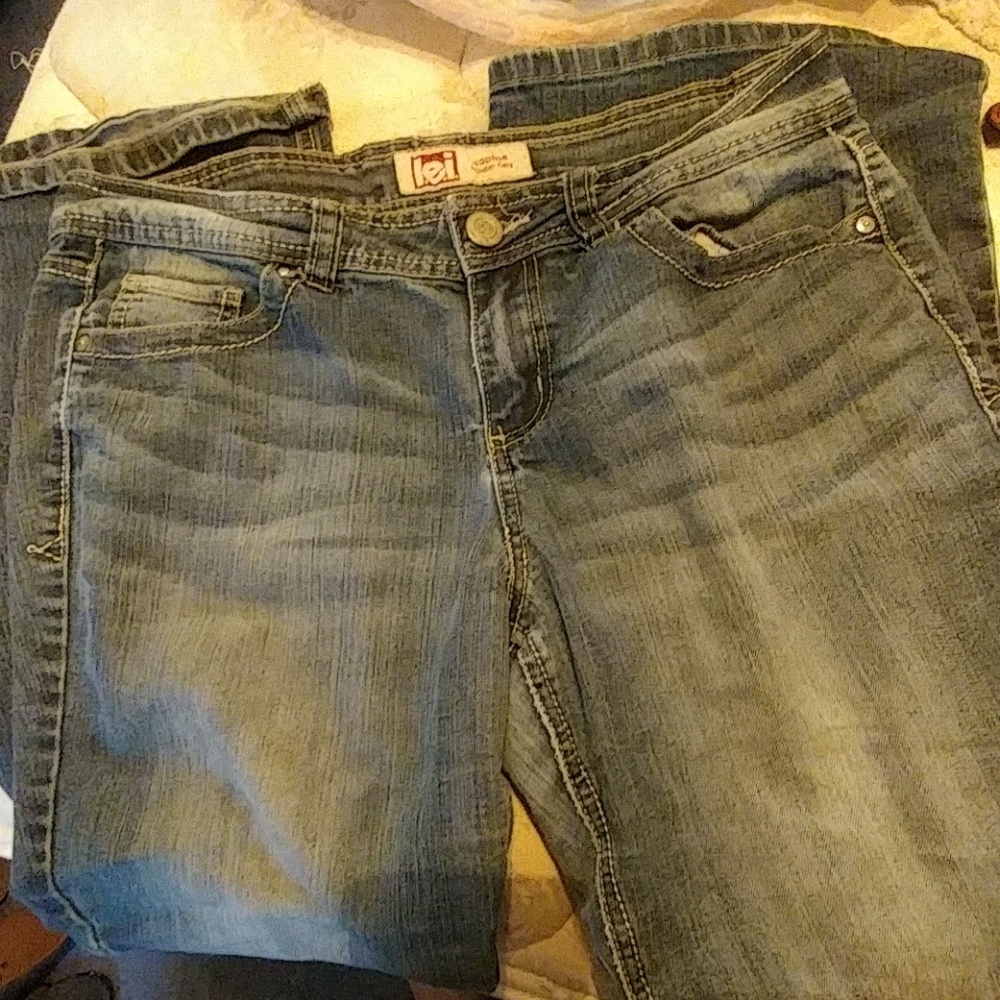 L.e.i jeans size 11 short