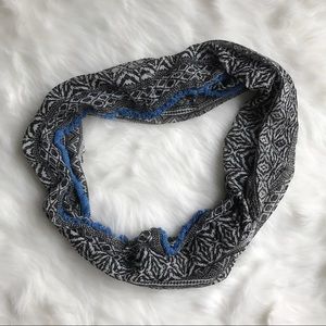 American Eagle Outfitters Accessories - American Eagle Outfitters Infinity Scarf American Eagle Outfitters Accessories - American Eagle Outfitters Infinity Scarf