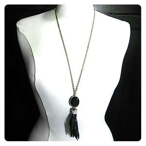 Ann Taylor Necklace set