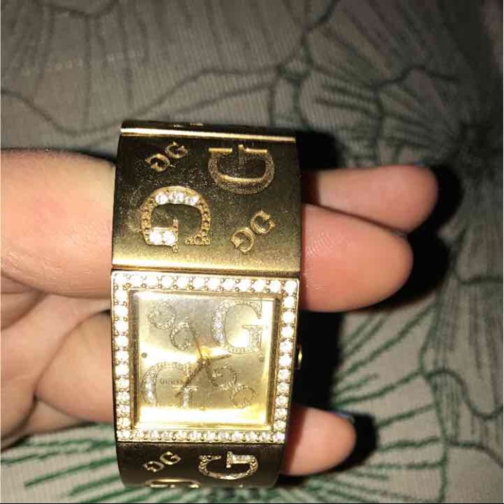 Guess watch
