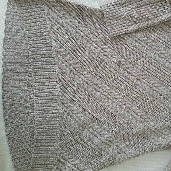 Sweater - Picture 2 of 3