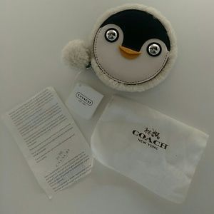🎈 Trade 🎈 Coach Furry Penguin Leather Coin Purse