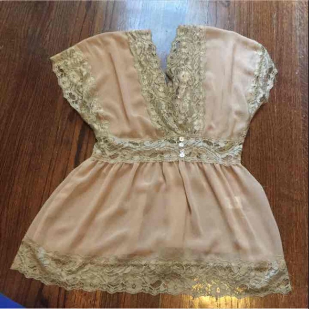 Creamy dressy top