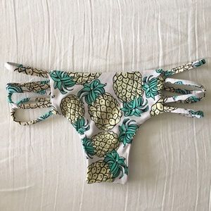 Olala Swimwear Waimea Pineapple Brazilian kini