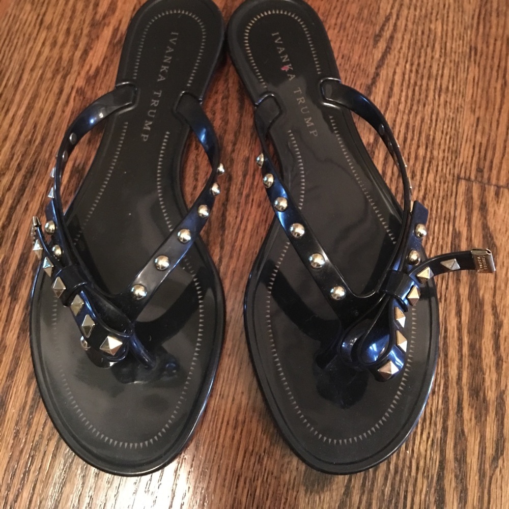 Cute everyday flip flops