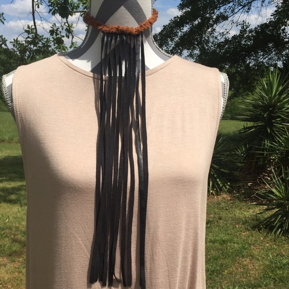 Choker - Picture 2 of 2