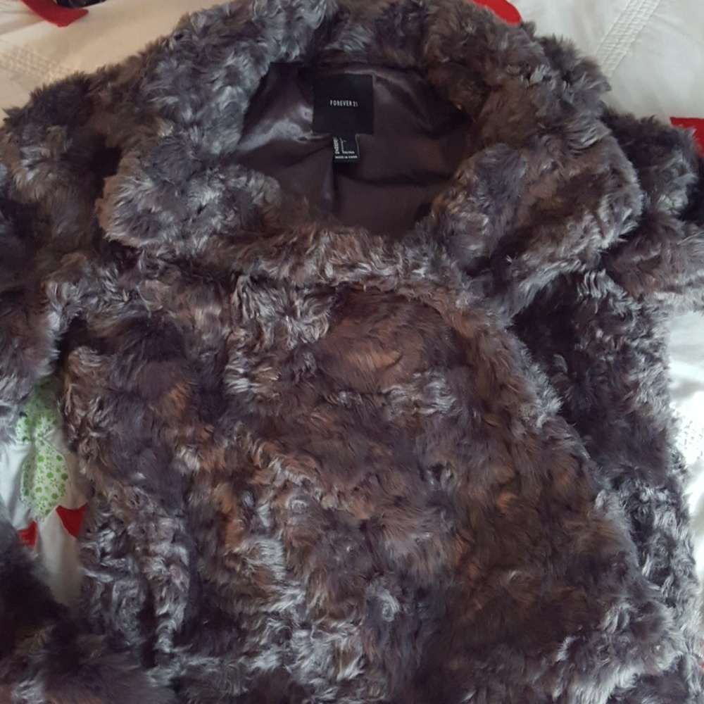 Lux NYE faux fur Forever21 jacket Large