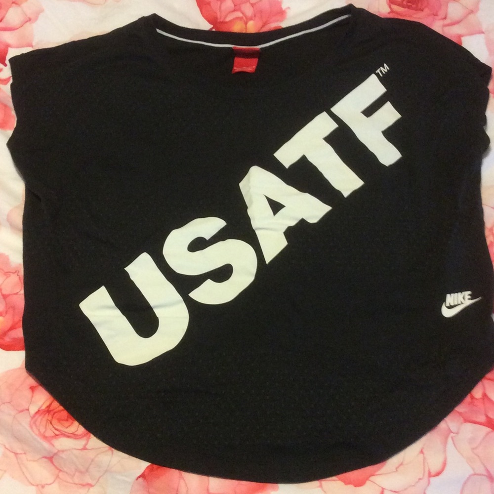 Nike USATF Signal Top M