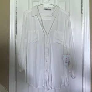 3/4 Sleeve Button Down Blouse