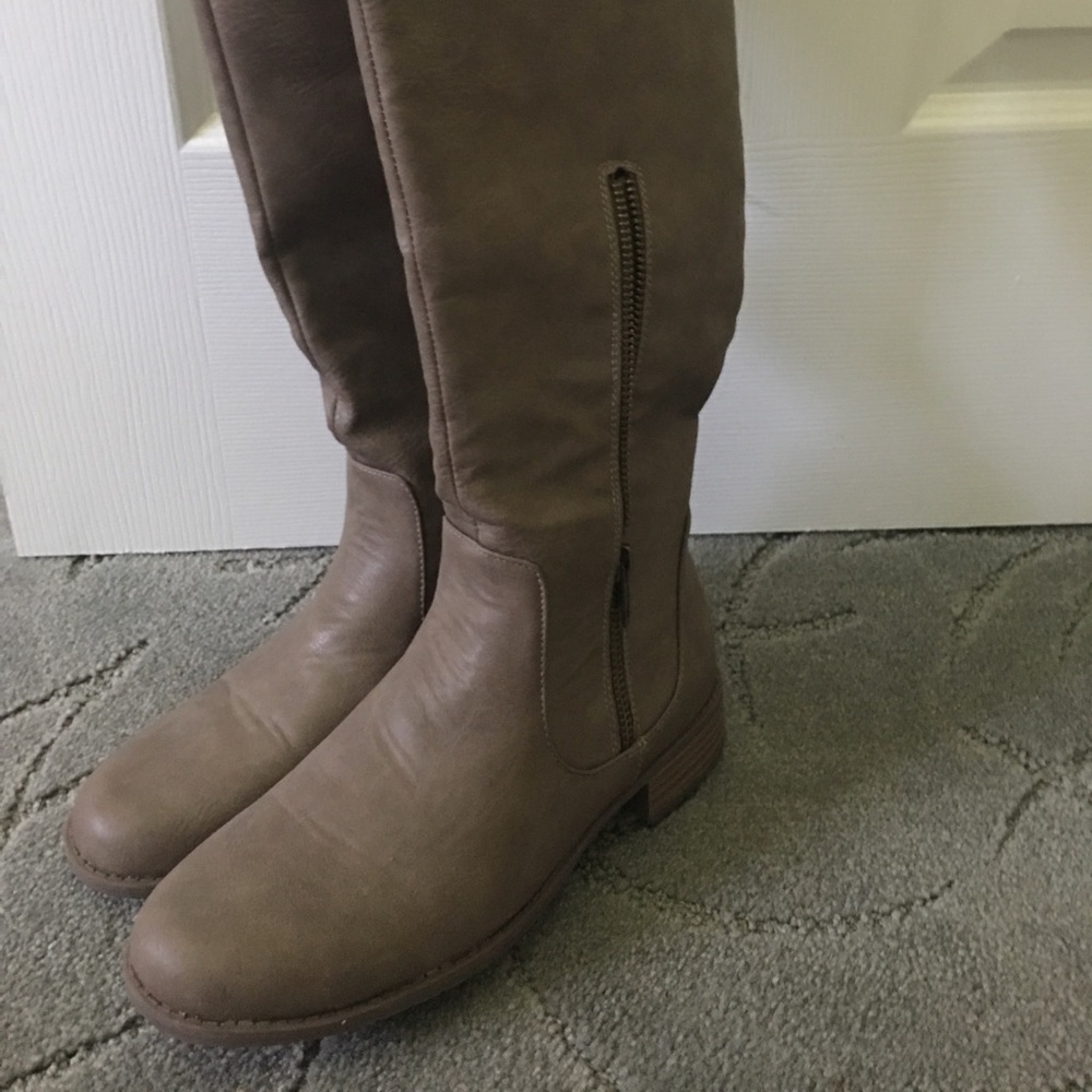 Brown boots 🎉
