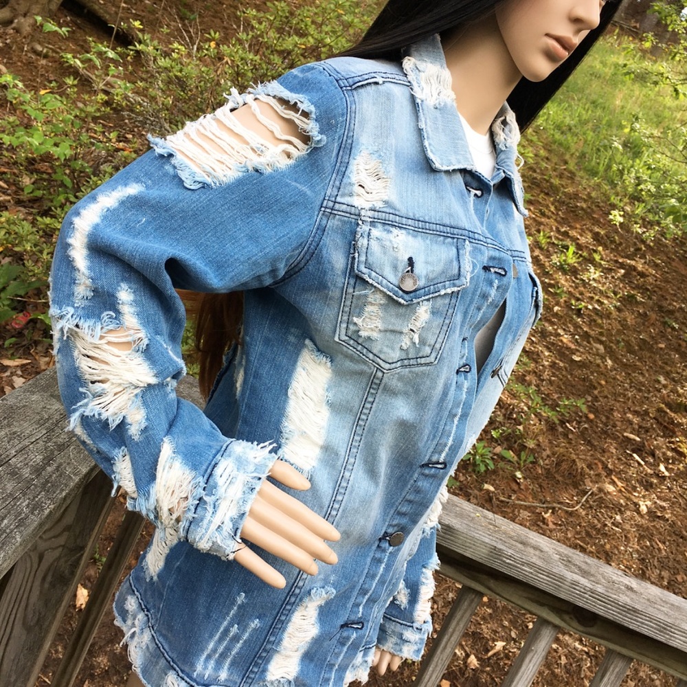HP🎉 . GJG Denim Medium Wash Super Distressed Denim Button Up Jacket - Picture 5 of 13
