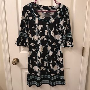 Floral LOFT Shift Dress Size 00 (Runs Large!)