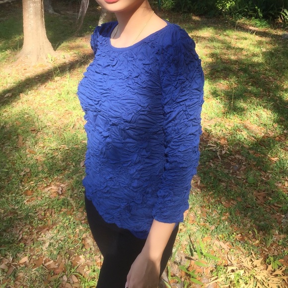 Russian Blue Ruffle top/Shirt - Picture 1 of 2