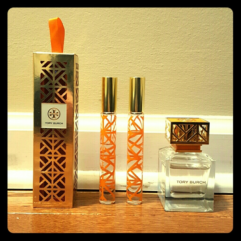 Tory Burch Signature 1.7 oz + 2 Rollerballs