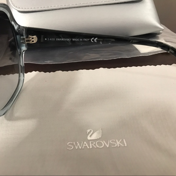 Swarovski women sunglasses 100 UV PROTECTION!!!