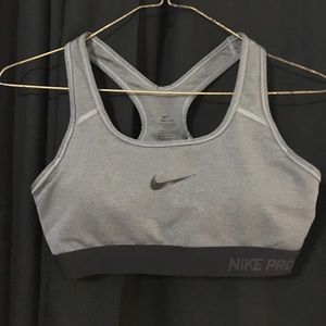 NWOT Nike Pro Sports Bra