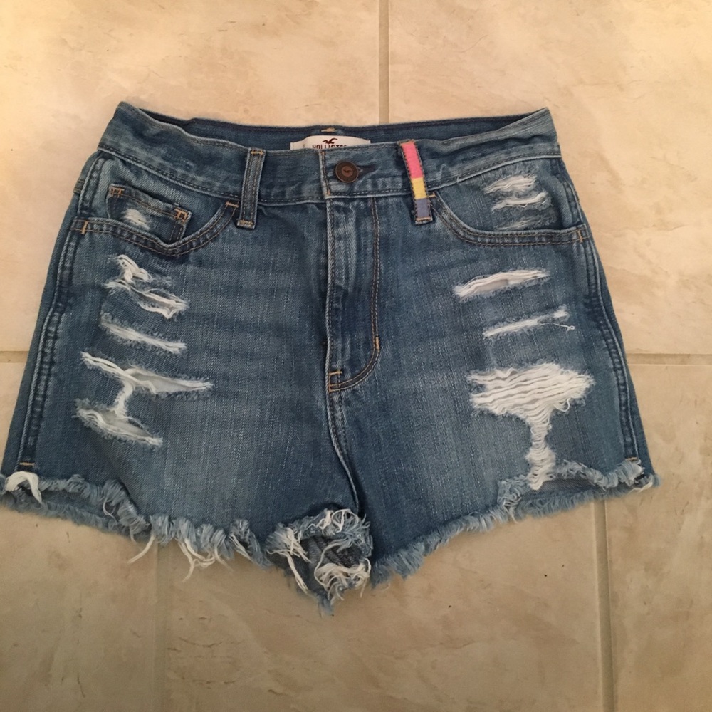Like new Hollister shorts!