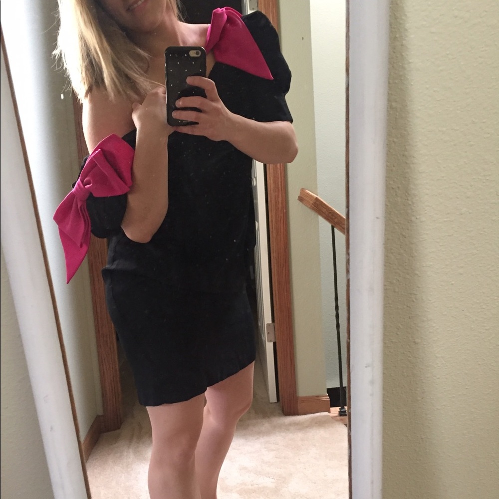 Awesome 80s Vintage Pink Bow dress