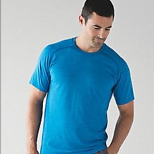 Men's light blue small tee by lululemon