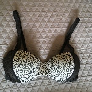 Josie by Natori Convertible Push Up Balconette Bra