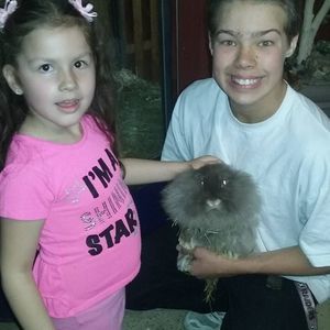 Meet your Posher, Myra