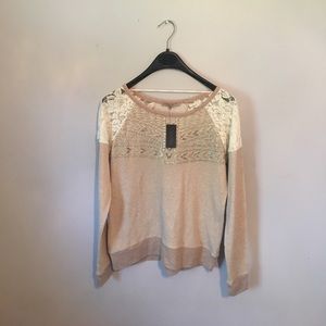 miss me buckle cream long sleeve top NWT